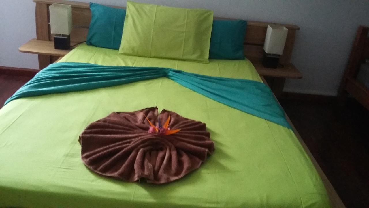 Le Colibri Bed and Breakfast Le Dix-Septieme Eksteriør billede